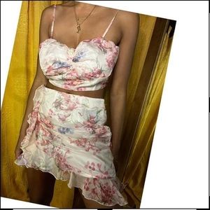 2 piece Boohoo Floral Rouched Crop Pink + Woven ruffle mini skirt